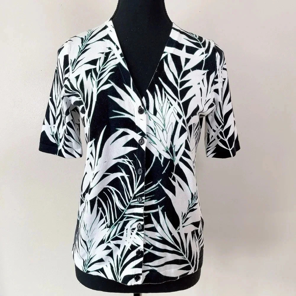 Talbots Tropical Leaf Fern  Short Sleeve Button Sweater